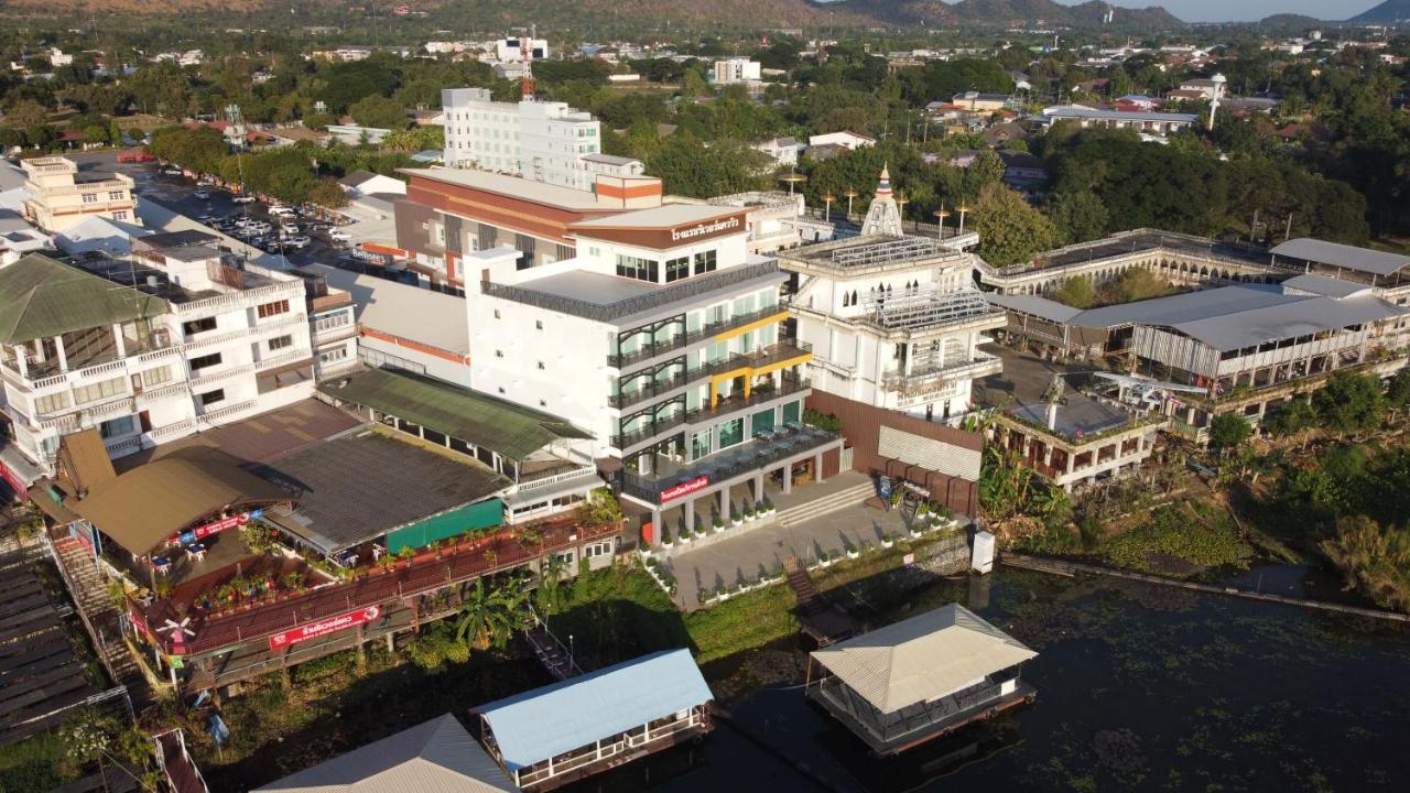 River Kwai View Hotel - Sha Extra Plus Certified Kanchanaburi Exterior foto